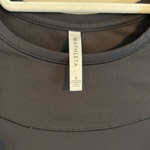 Athleta Athletic Top - Picture 6 of 6